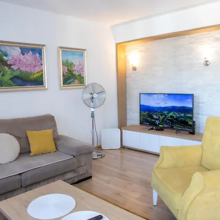 Kruna Apartamento